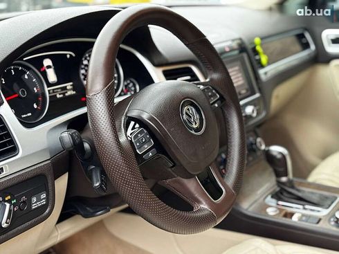 Volkswagen Touareg 2012 - фото 19