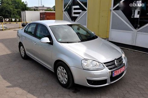 Volkswagen Jetta 2005 - фото 3