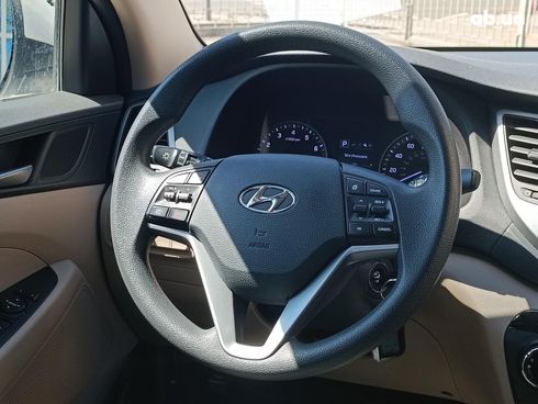 Hyundai Tucson 2016 белый - фото 15