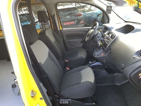 Renault Kangoo 2019 - фото 27
