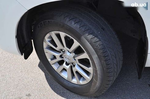 Toyota Land Cruiser Prado 2019 - фото 5