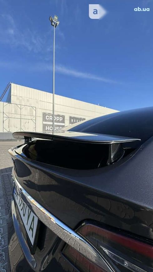 Tesla Model X 2018 - фото 11