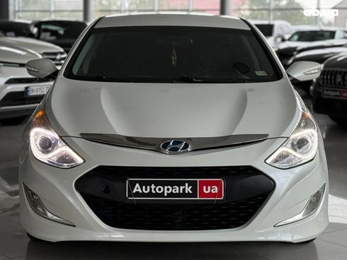 Hyundai Sonata 2013 белый - фото 2