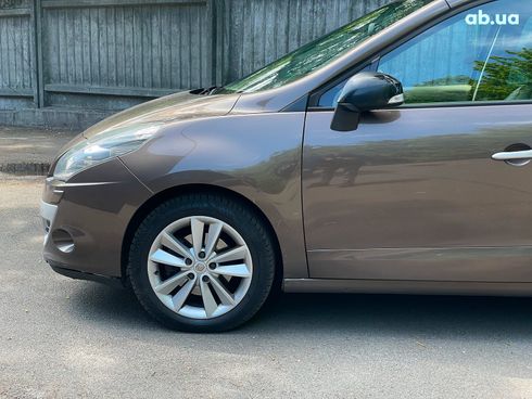 Renault Megane 2011 коричневый - фото 11