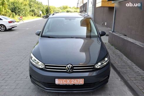 Volkswagen Touran 2020 - фото 3