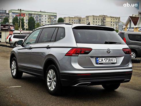 Volkswagen Tiguan 2020 - фото 4