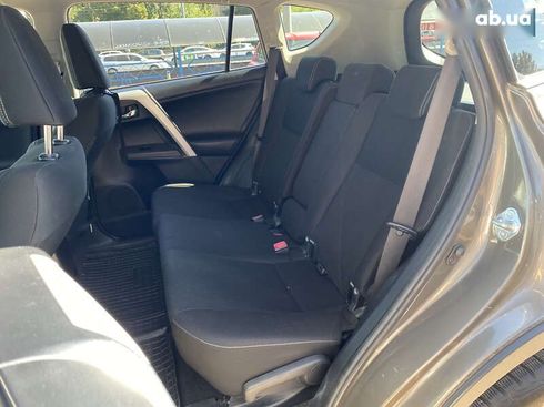Toyota RAV4 2015 - фото 14