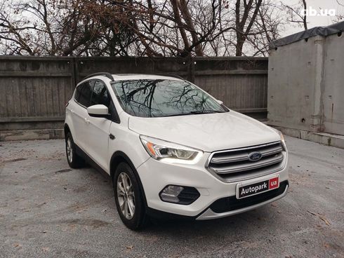 Ford Escape 2017 белый - фото 3