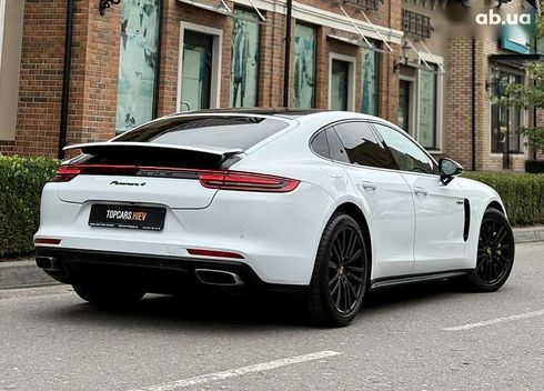 Porsche Panamera 2017 - фото 21