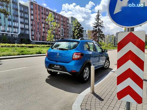 Renault Sandero 2014 - фото 24