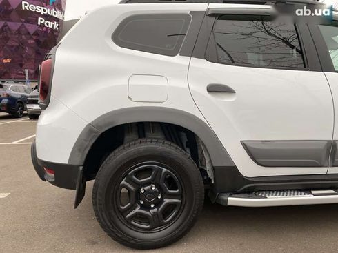 Renault Duster 2018 - фото 17