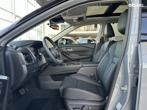 Nissan X-Trail 2024 серый - фото 5