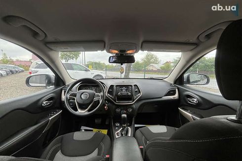 Jeep Cherokee 2017 - фото 11