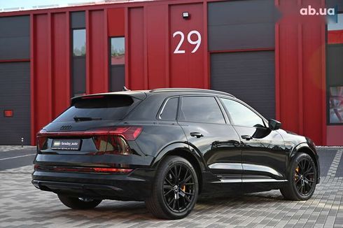 Audi E-Tron 2022 - фото 4