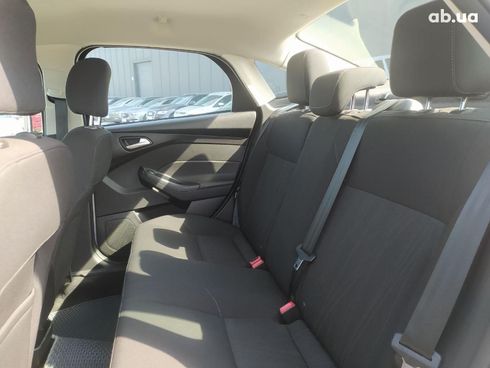 Ford Focus 2016 серый - фото 15