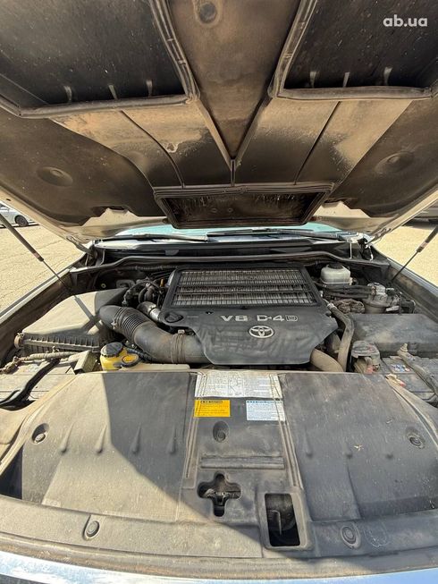 Toyota Land Cruiser 2012 - фото 8