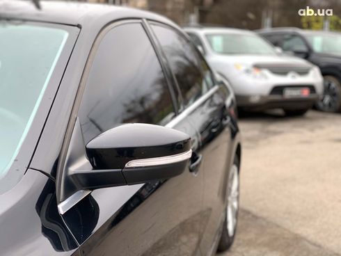 Volkswagen Jetta 2010 черный - фото 27