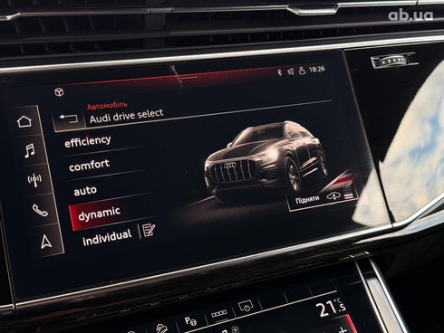 Audi Q8 2021 черный - фото 25
