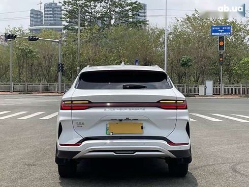 BYD Song Plus 2025 - фото 2