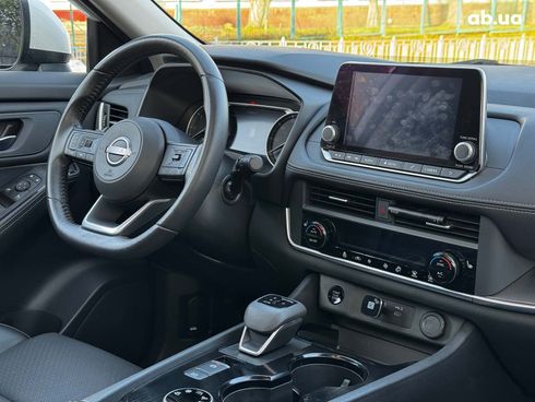 Nissan Rogue 2023 белый - фото 90
