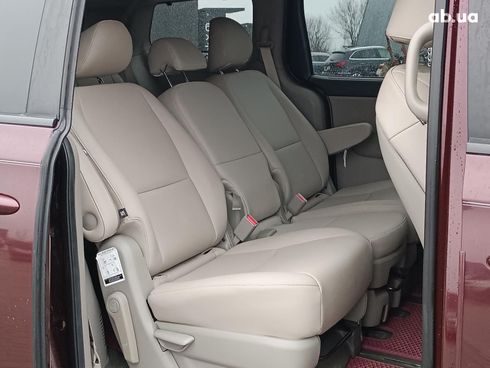 Kia Sedona 2016 красный - фото 37