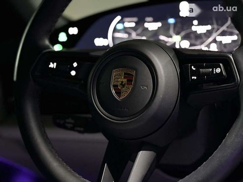 Porsche Taycan 2022 - фото 12