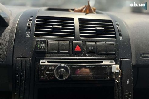 Volkswagen Polo 2008 - фото 18