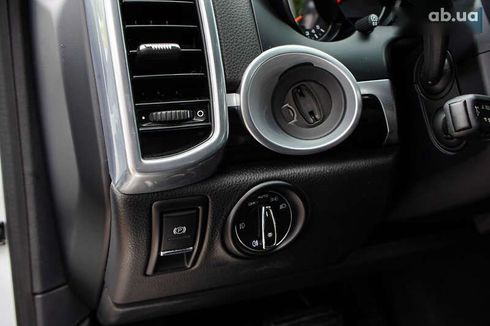 Porsche Cayenne 2017 - фото 13