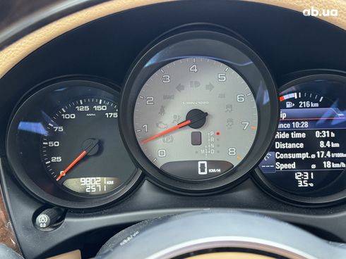 Porsche Macan 2015 коричневый - фото 11