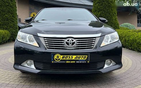 Toyota Camry 2014 - фото 2