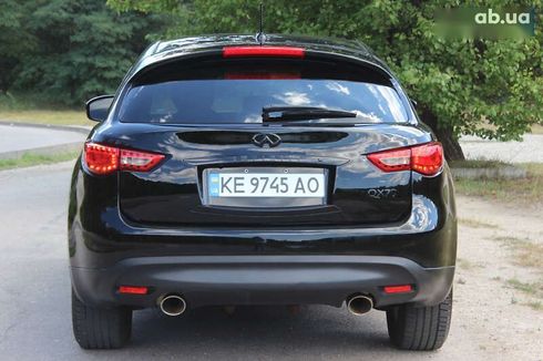 Infiniti QX70 2017 - фото 11