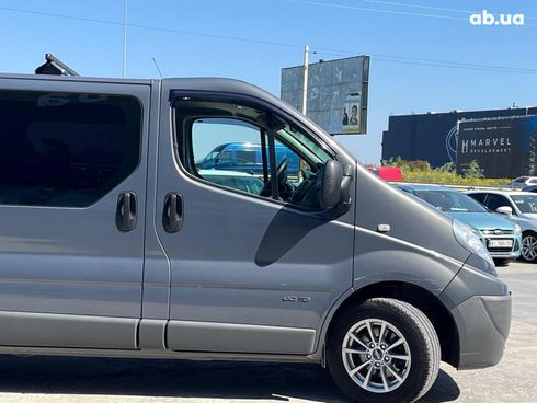 Renault Trafic 2014 серый - фото 12