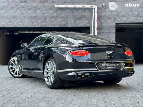 Bentley Continental GT 2020 - фото 28