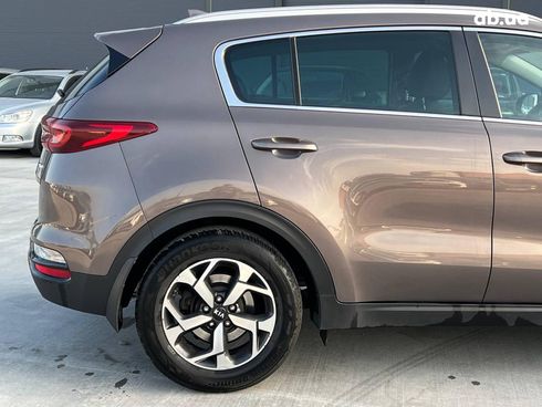 Kia Sportage 2018 коричневый - фото 10
