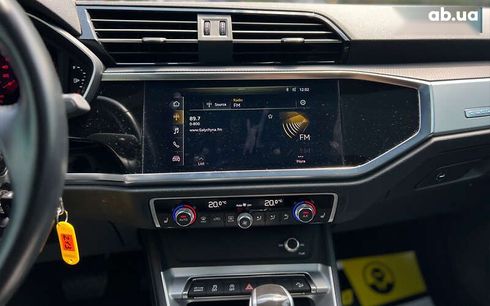 Audi Q3 2019 - фото 18
