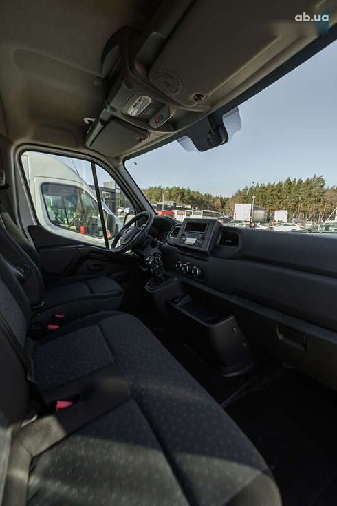 Opel Movano 2020 - фото 30