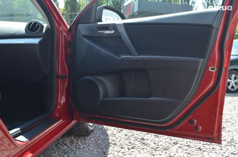 Mazda 3 2012 красный - фото 14