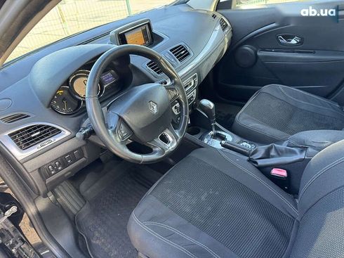 Renault Megane 2015 - фото 14