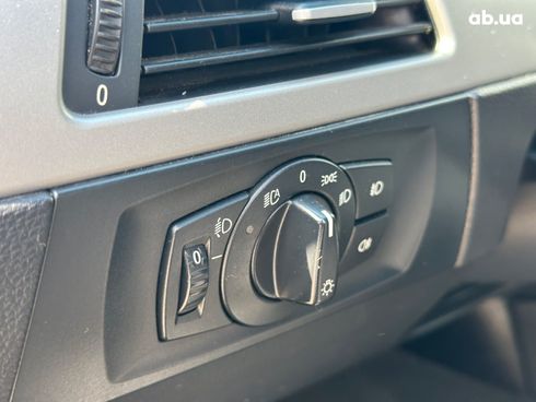 BMW 3 серия 2008 черный - фото 17