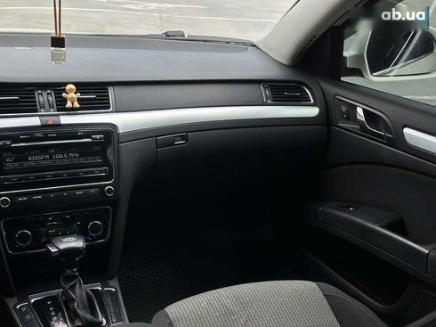 Skoda Superb 2010 - фото 23