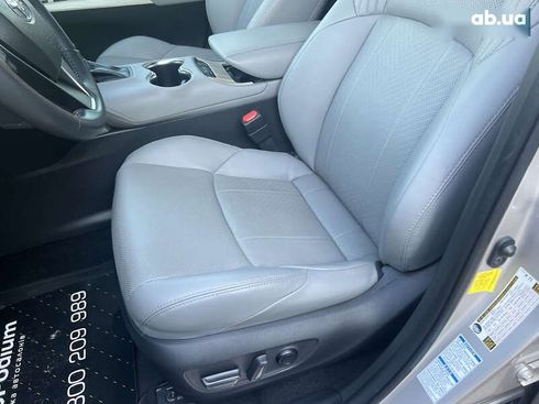 Toyota Venza 2021 - фото 26