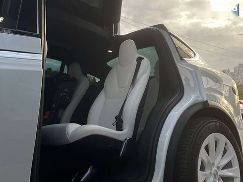 Tesla Model X 2020 - фото 27