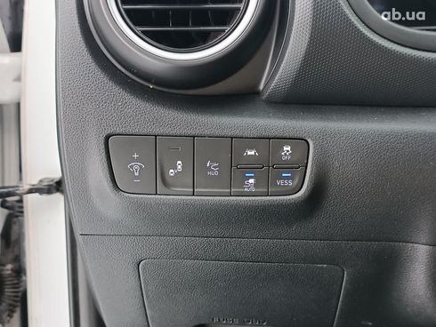 Hyundai Kona 2018 белый - фото 25