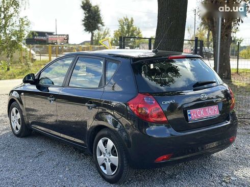 Kia Cee'd 2008 - фото 20