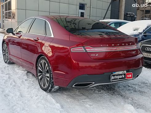 Lincoln MKZ 2017 красный - фото 8