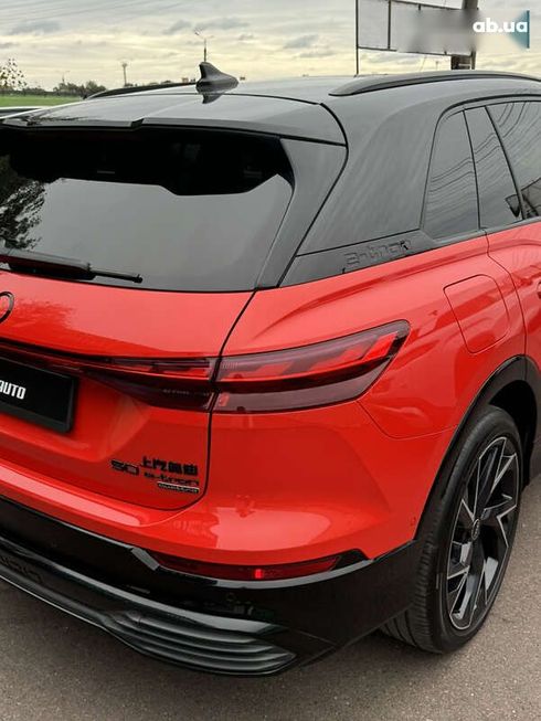 Audi Q5 e-tron 2022 - фото 7