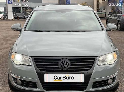 Volkswagen Passat 2009 - фото 6