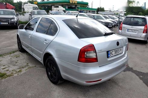 Skoda Octavia 2011 - фото 10