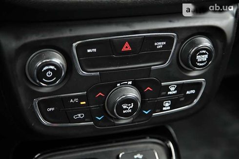 Jeep Compass 2017 - фото 17