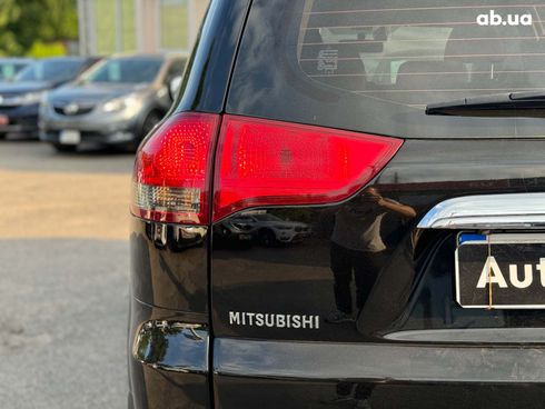 Mitsubishi Pajero 2015 черный - фото 16